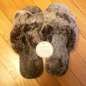 Cozy open toe slippers